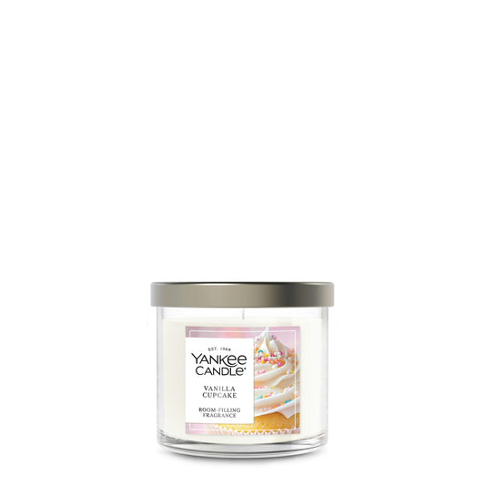 Vanilla Cupcake s32r3
